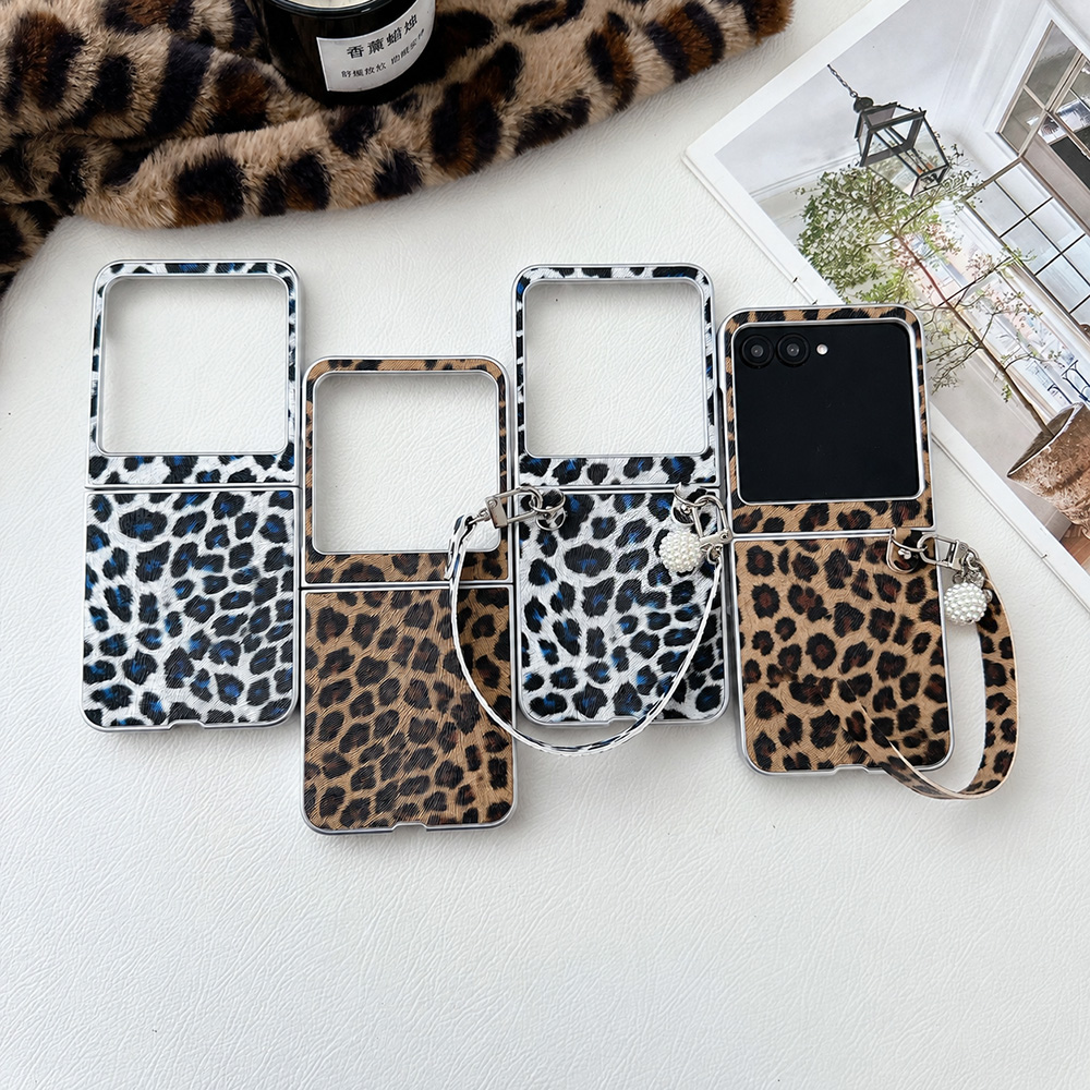 Leopard Print Folding Flip Pho - Street Fashion Female ulasan dan harga
