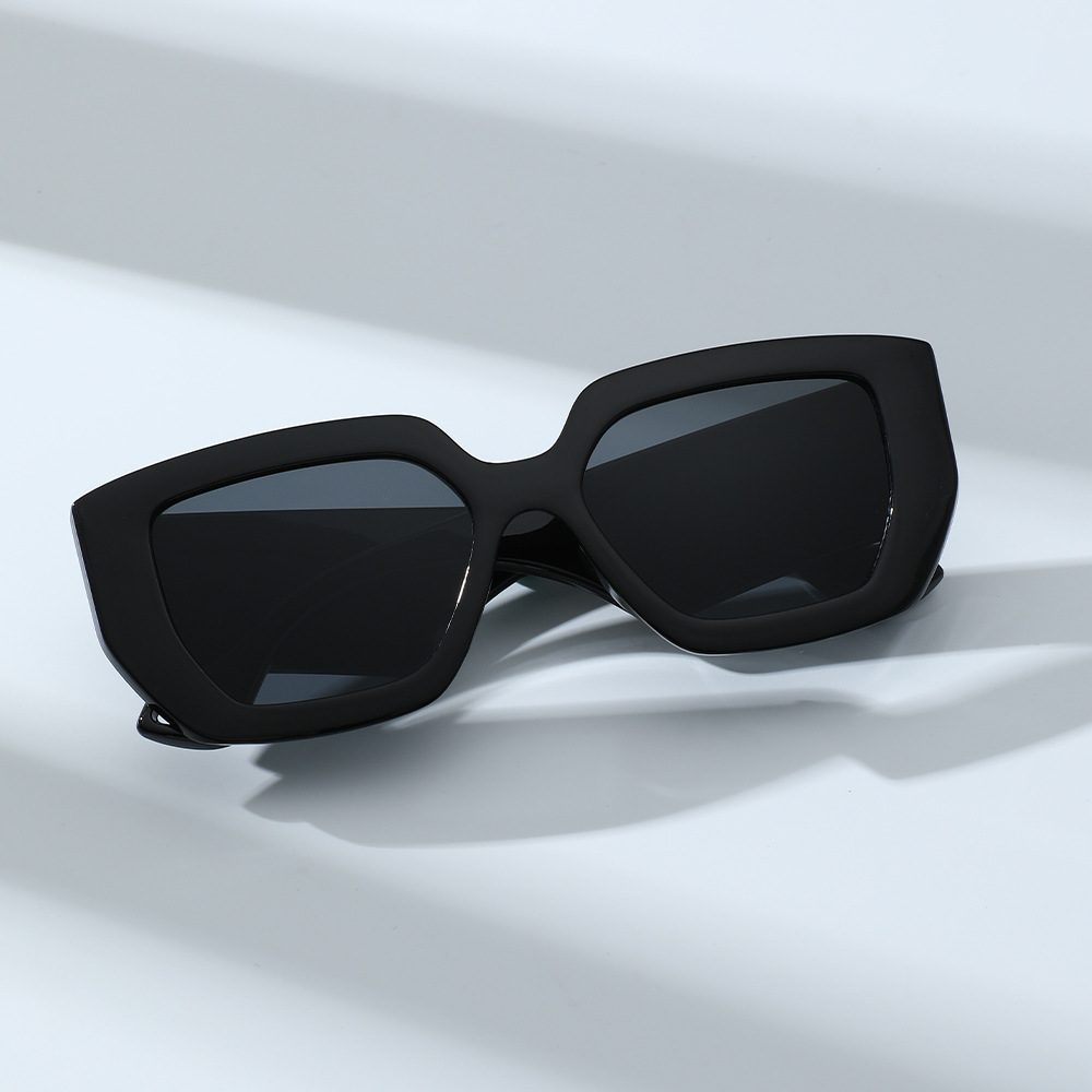 Super Large BoxSunglasses Wome - Italy Fashion Street ulasan dan harga