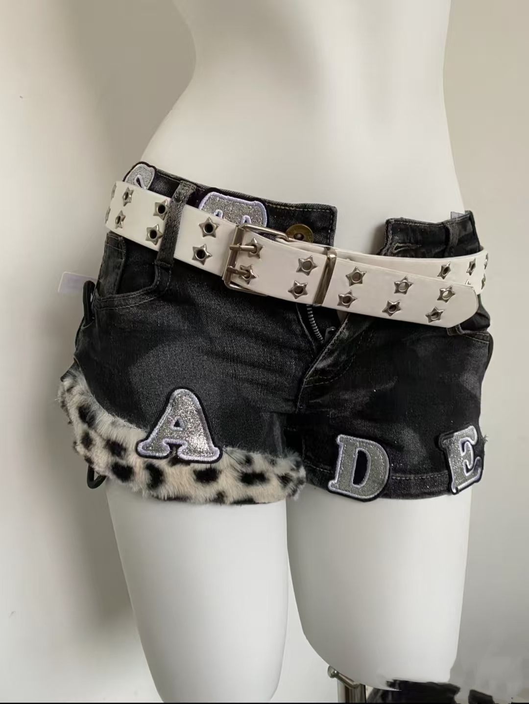 Y2k Embroidered Patch Denim Sh - Street Fashion Girls ulasan dan harga