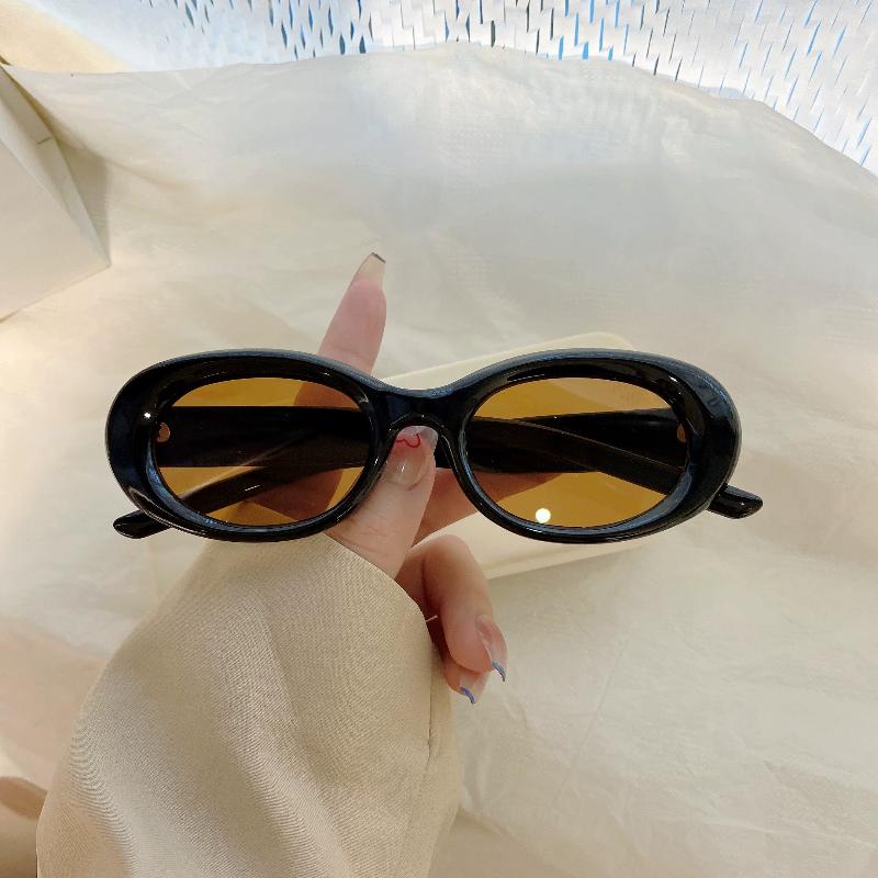 Retro Oval Sunglasses for Men  - Street Fashion Photo ulasan dan harga
